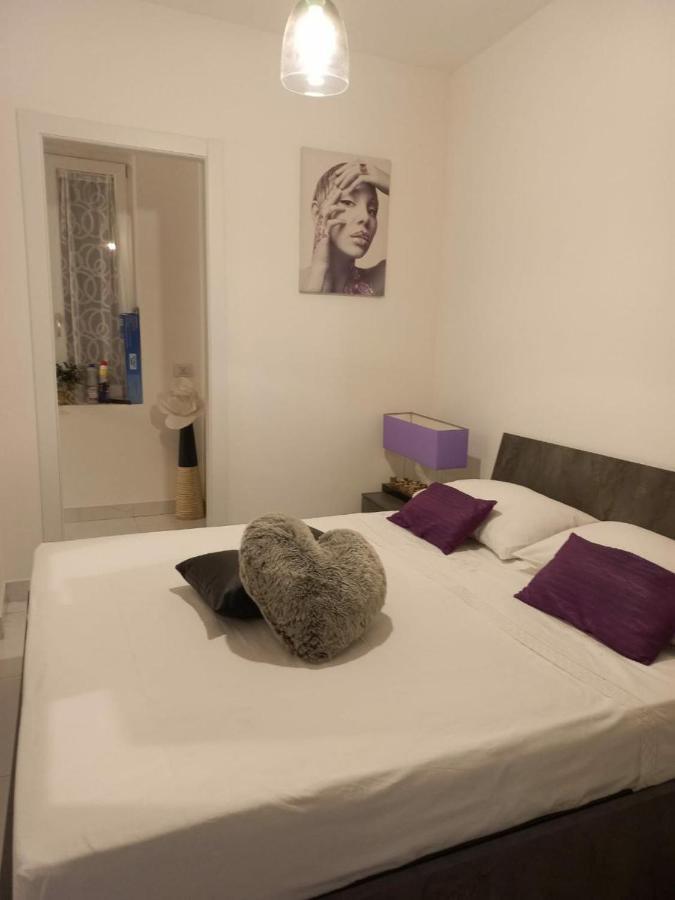 Violet Apartment קומו מראה חיצוני תמונה